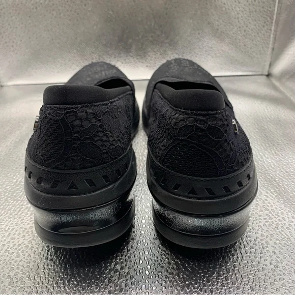 Bzees Slip-On Loafers with Forefoot Strap Detail - Nugget 7M black slip on F5 - Picture 4 of 9